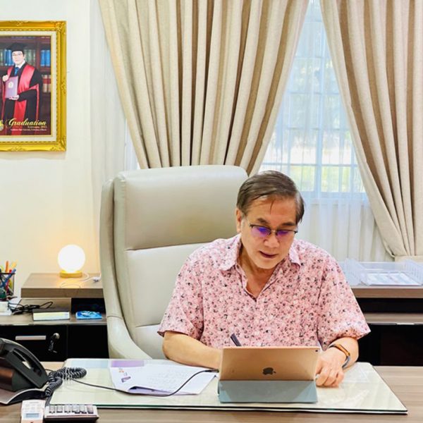 DrSim_LinkedIn_11Oct2021 DrSim_LinkedIn_11Oct2021